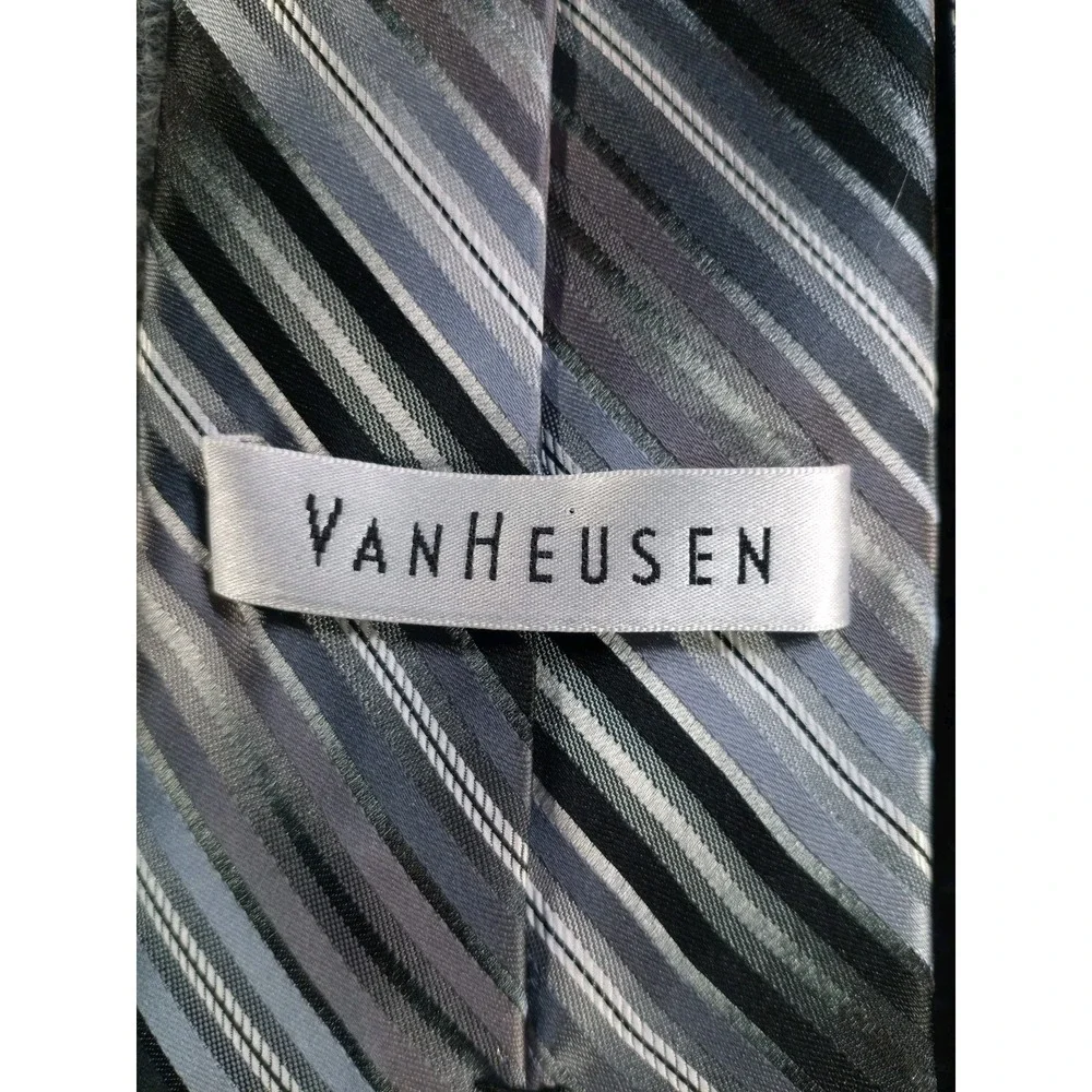 Van Heusen Gray Silver Black Striped Men's Necktie Classic Business Dress Tie